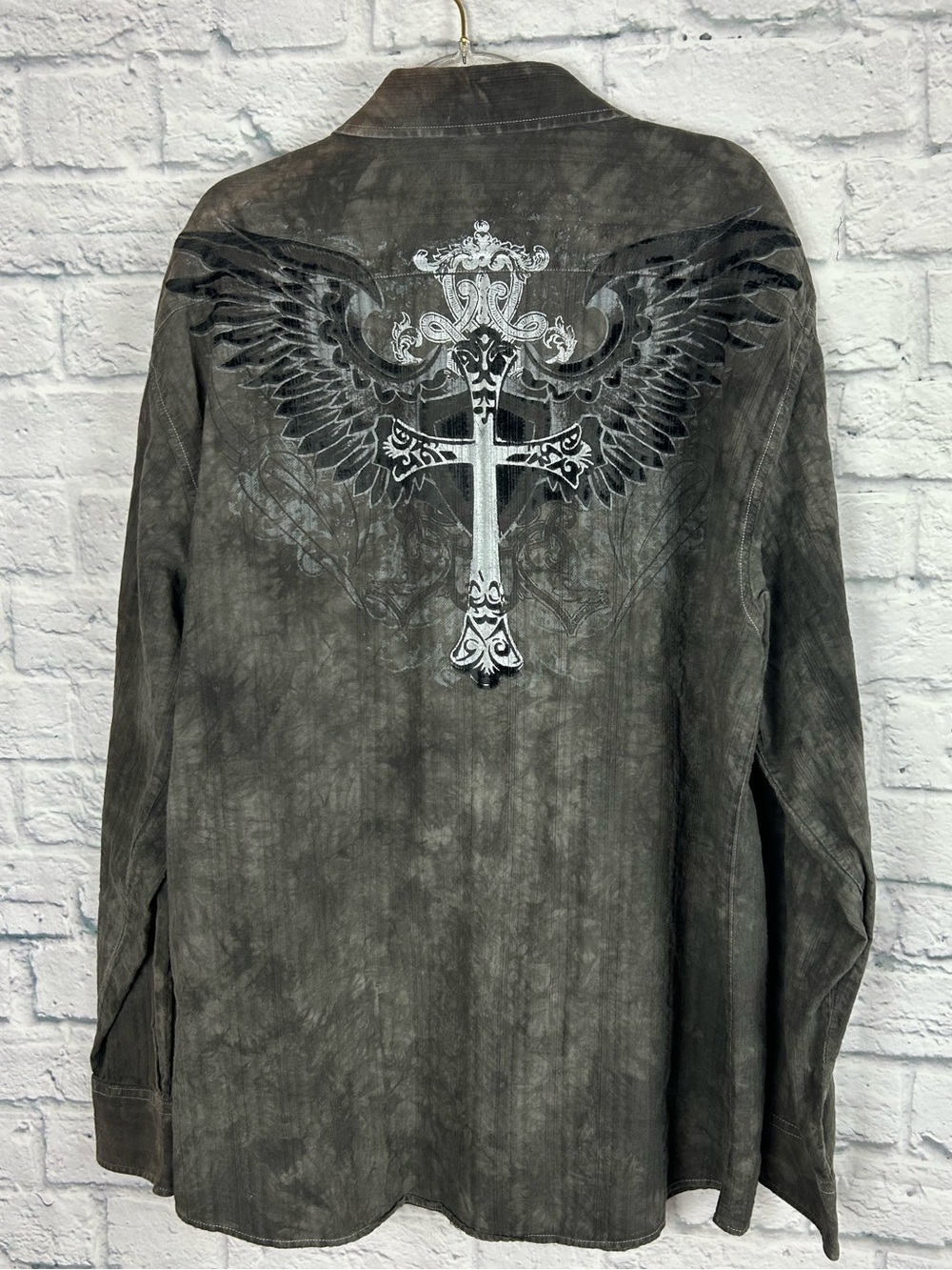 Eighty Eight XL Gray Acid Wash Cross Wings Button Front Shirt Gothic Y2K - Picture 8 of 8